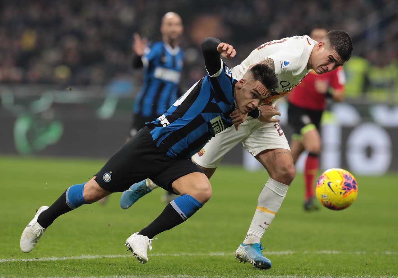El Estadio Giuseppe Meazza albergó este encuentro entre el Inter y la Roma pero ninguno pudo imponer condiciones.