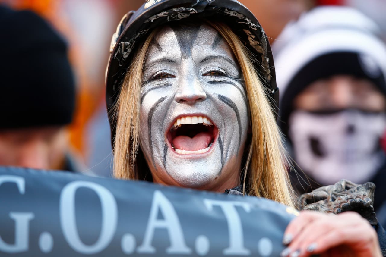 Adiós a la temporada regular de la NFL, y los fans demostraron toda su pasión por este deporte.
