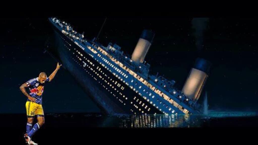 Los mejores memes del icónico festejo de Thierry Henry jugando con el New York Red Bulls.