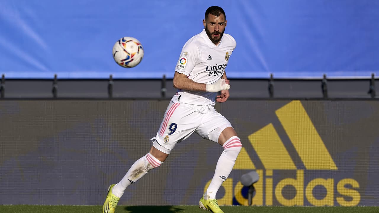 Benzema dijo que el Madrid apeló al coraje para vencer al Elche