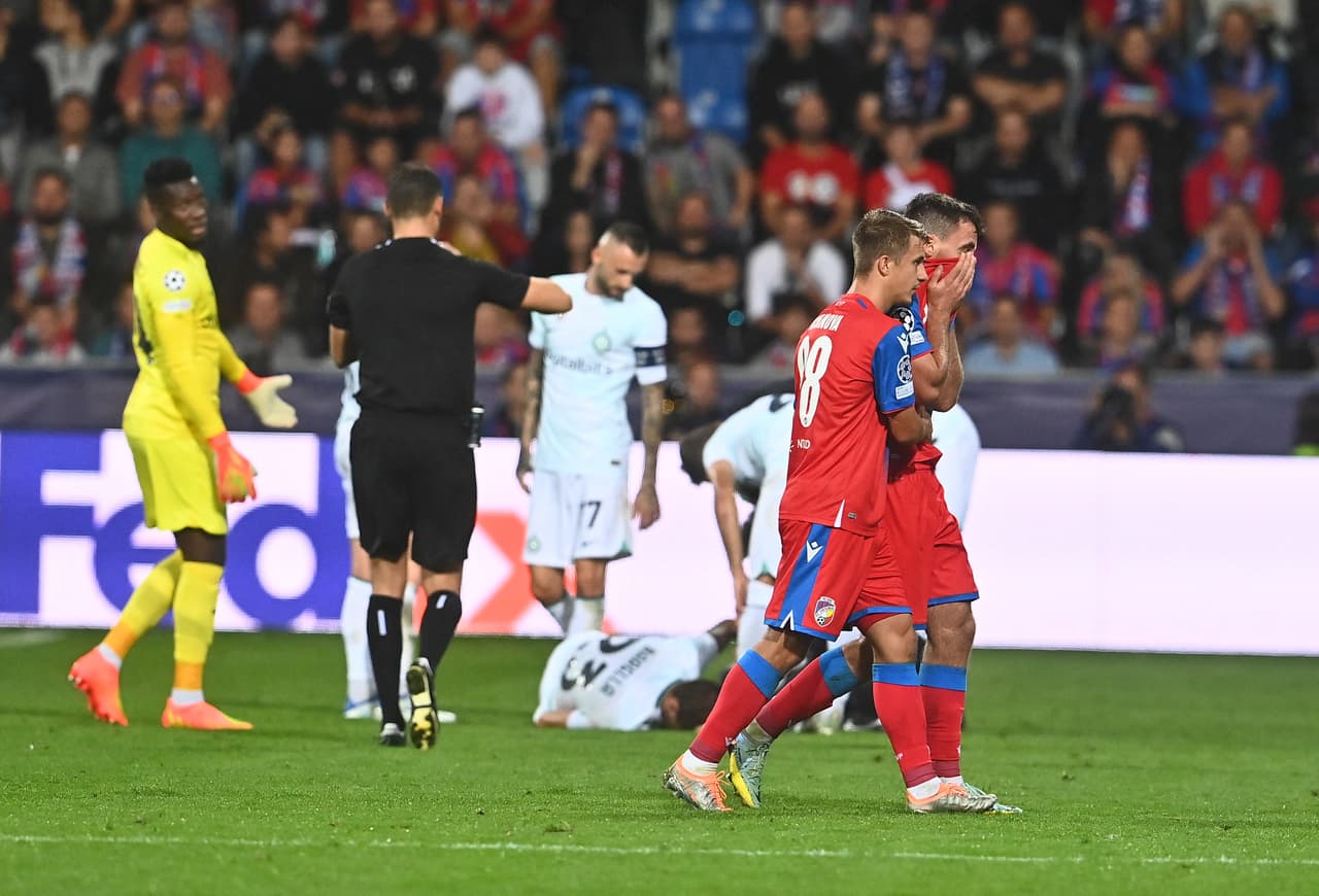 Inter de Milán sacó tres puntos importantes de visitante ante Viktoria Plzen en la República Checa con goles de Dzeko y Dumfries por 0-2.