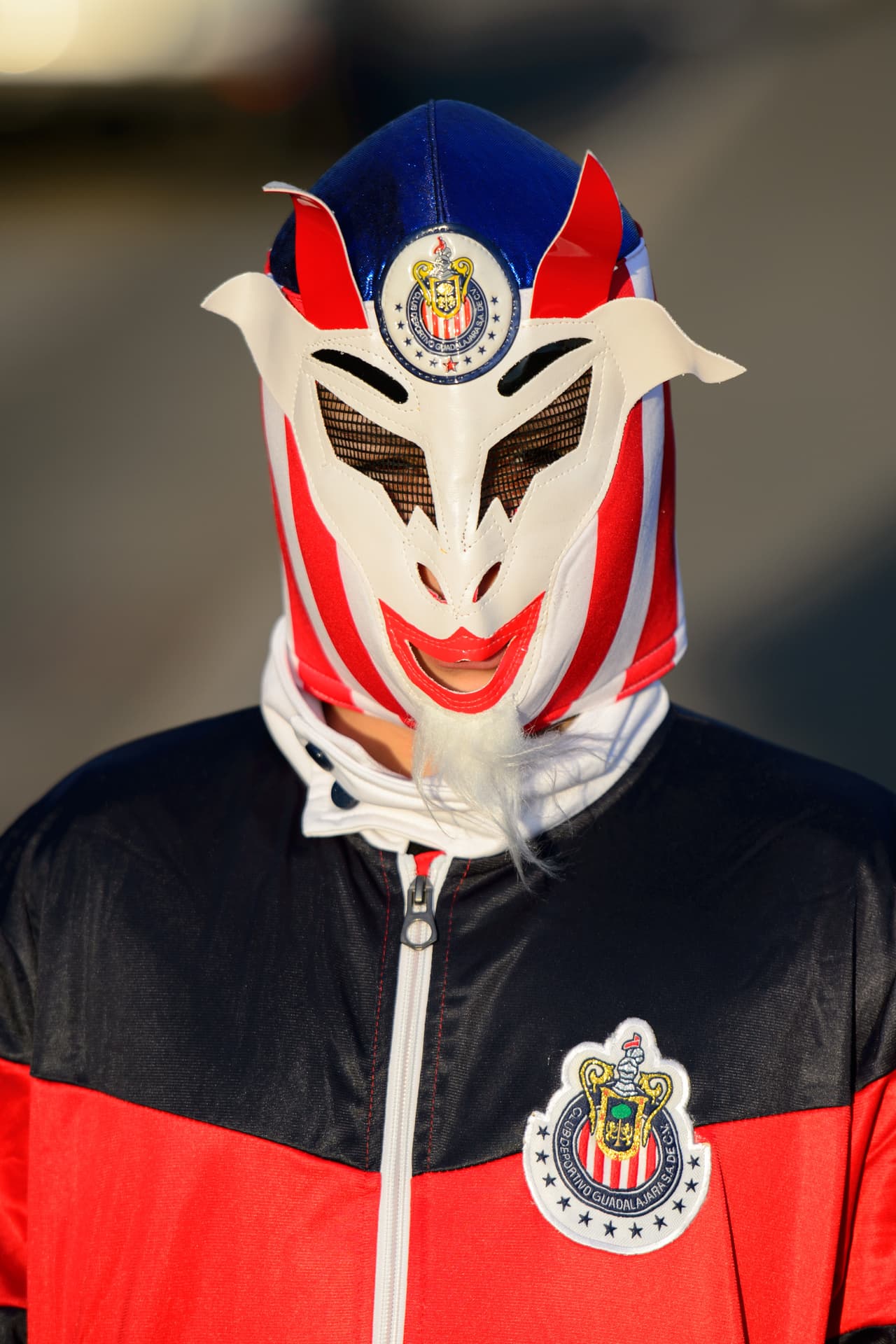Los fanáticos de las Chivas llegaron hasta New Jersey para acomapañar al Rebaño en una jornada que genera mucha expectactiva después del triunfo en suelo tapatío la semana pasada. Mucho colorido, música y buen ambiente para la semifinal de la Concacaf Liga de Campeones.