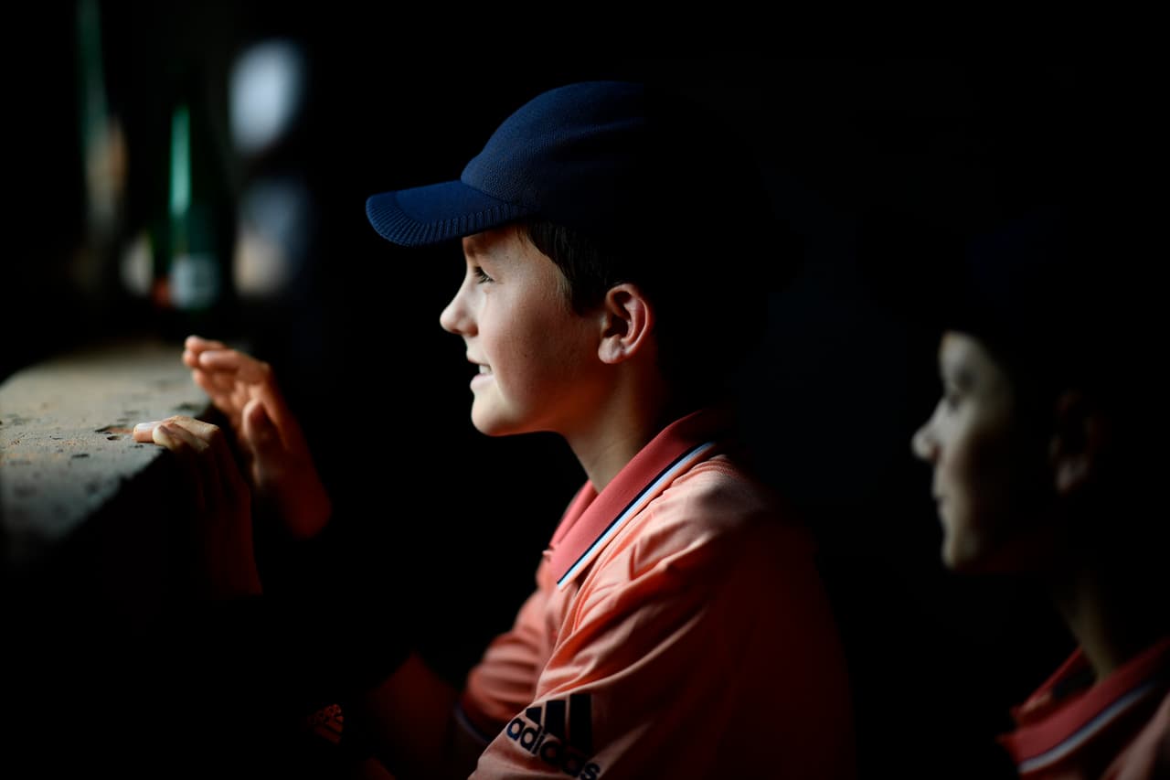 Los niños recogebolas son una pieza muy importante en el tenis a nivel mundial y en Roland Garros, el segundo Grand Slam del año, no son la excepción.