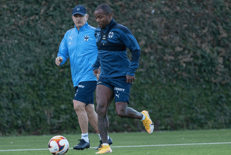 Así se perfila el primer 11 de Javier Aguirre con Rayados