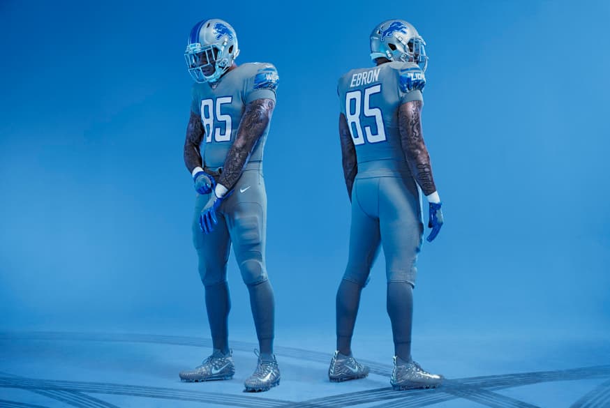 Los Detroit Lions revelaron sus nuevos uniformes para la temporada 2017.