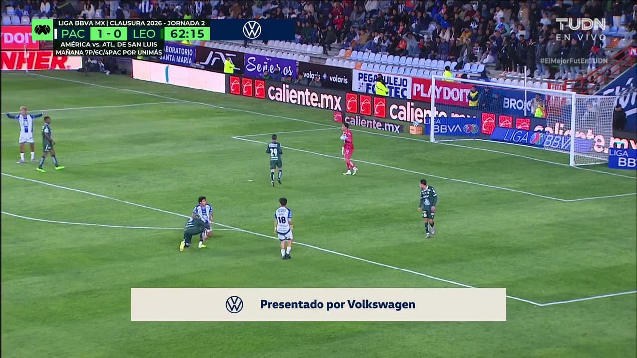 ¡TIRO ATAJADO! disparo por Elías Montiel.