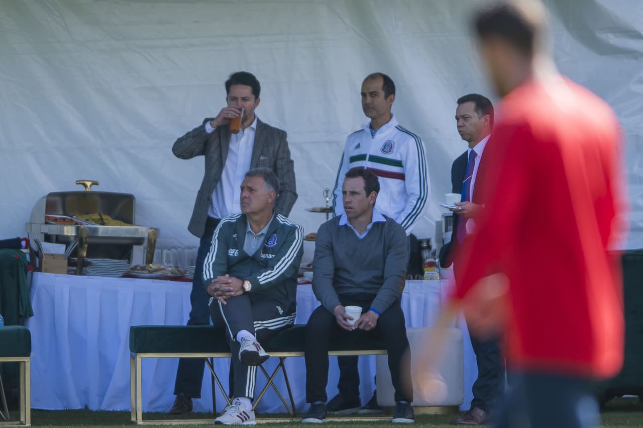 Este viernes el Tata es esperado en el Estadio Jalisco para ver el juego entre Atlas y Lobos, mientras que el día domingo estaría en el Estadio Corona para ver el Santos-Chivas.