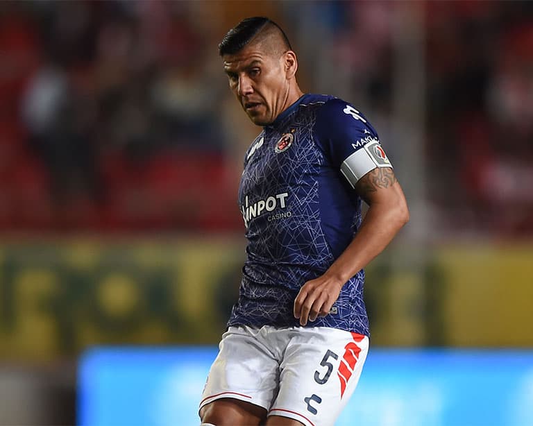 Carlos Salcido se retirará en diciembre