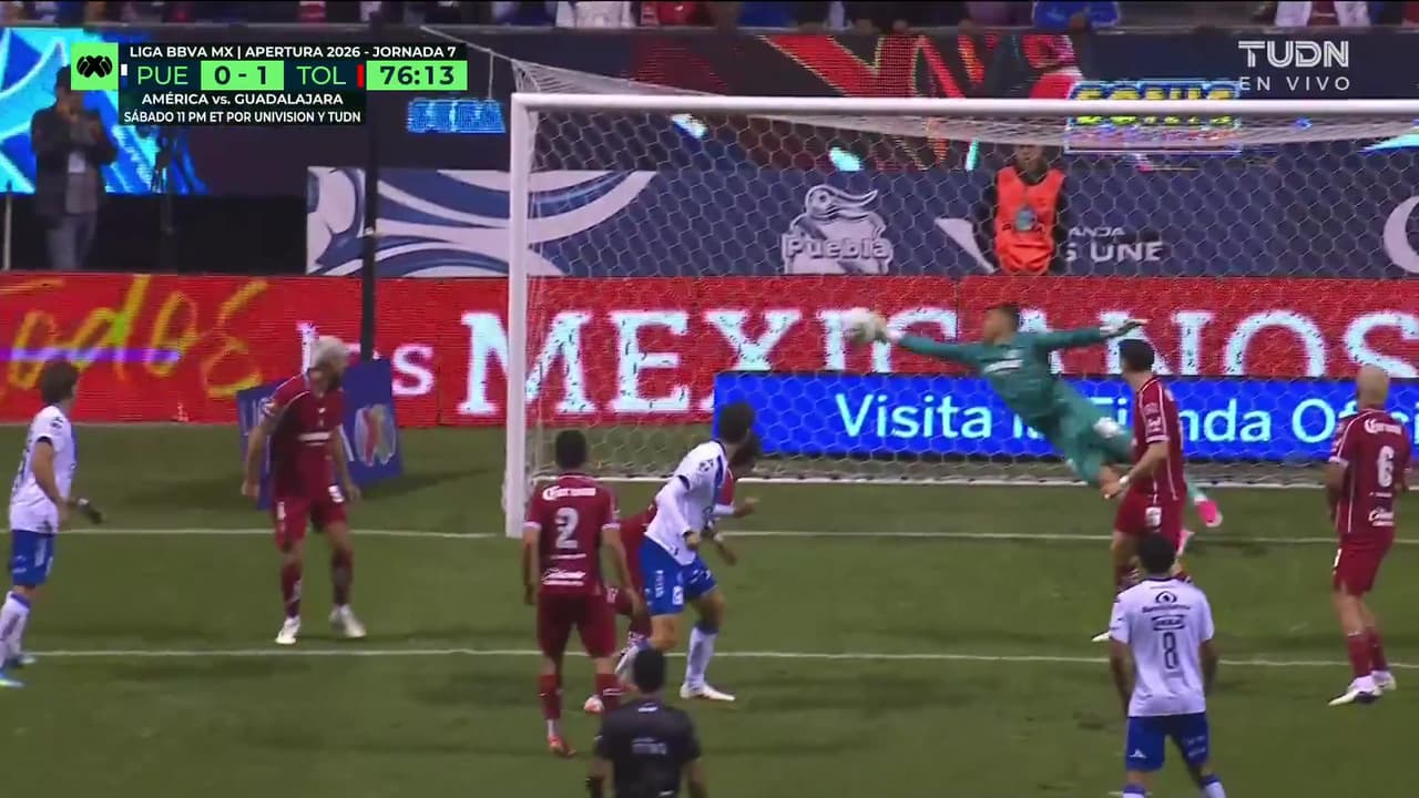 ¡Atajada monumental de Luis García!