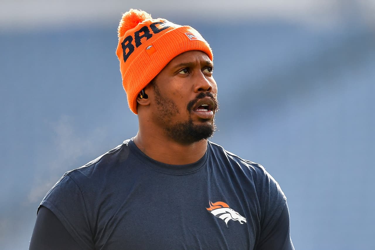 Von Miller dio positivo por covid-19 y crecen los casos en la NFL
