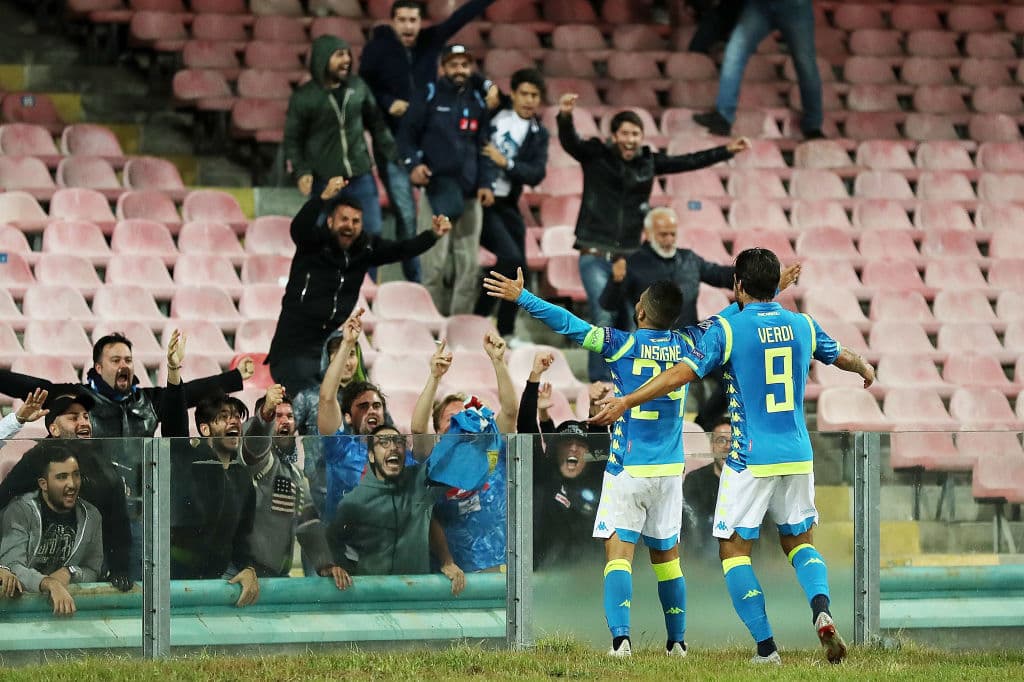 La alegría del público fue evidente porque su equipo es el único invicto en su grupo y con eso toma una valiosa ventaja.