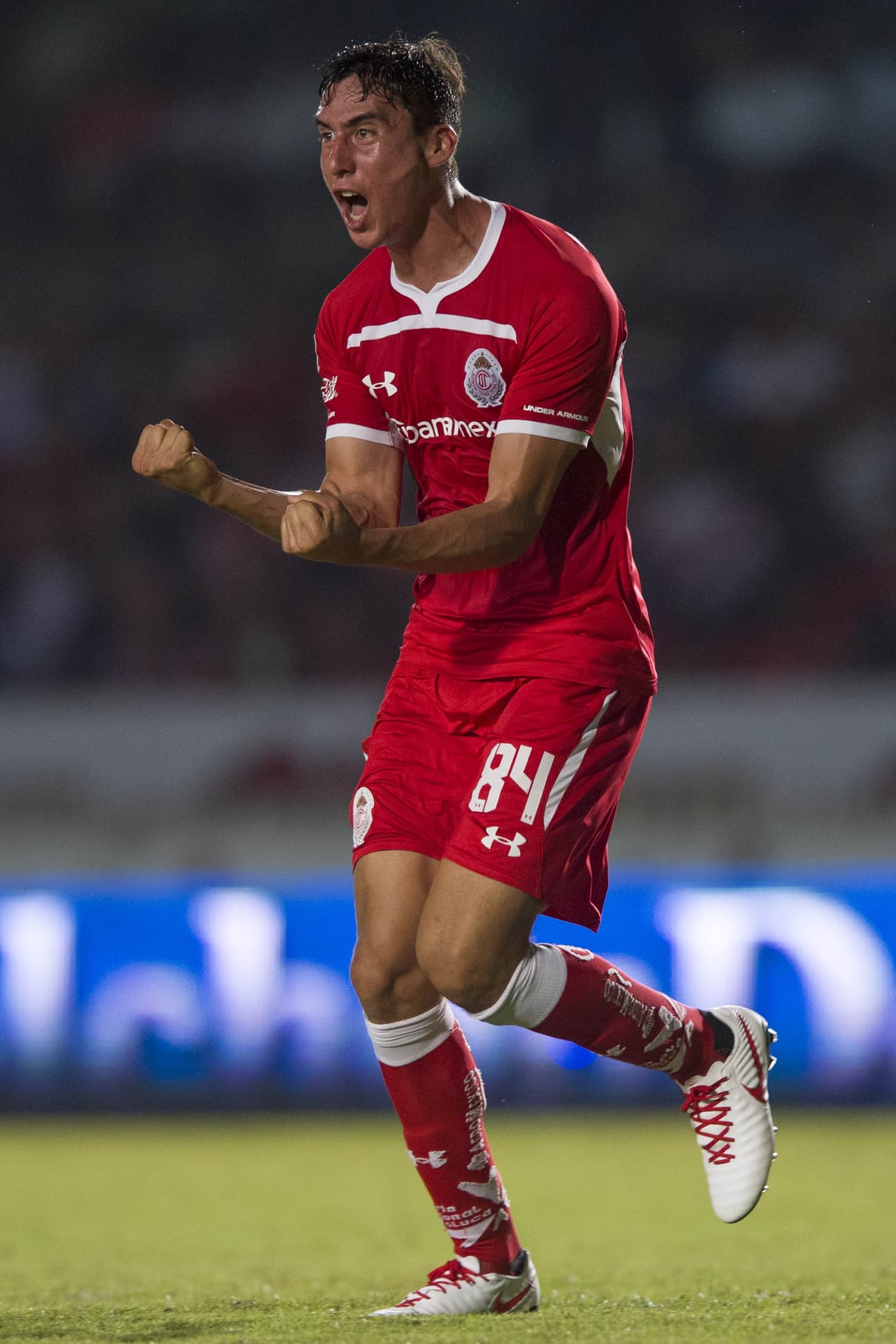 <b>Lo mejor: </b>Adrián Mora debutó en Primera División haciendo el 2-0 en el encuentro ante Veracruz, el cual terminó ganando su escuadra 2 a 3.