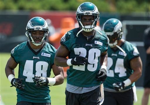 DeMarco Murray ha tomado parte en el campo con sus compañeros de equipo, checa las mejores imágenes del corredor durante el training camp vistiendo el jersey de los Philadelphia Eagles (AP-NFL).