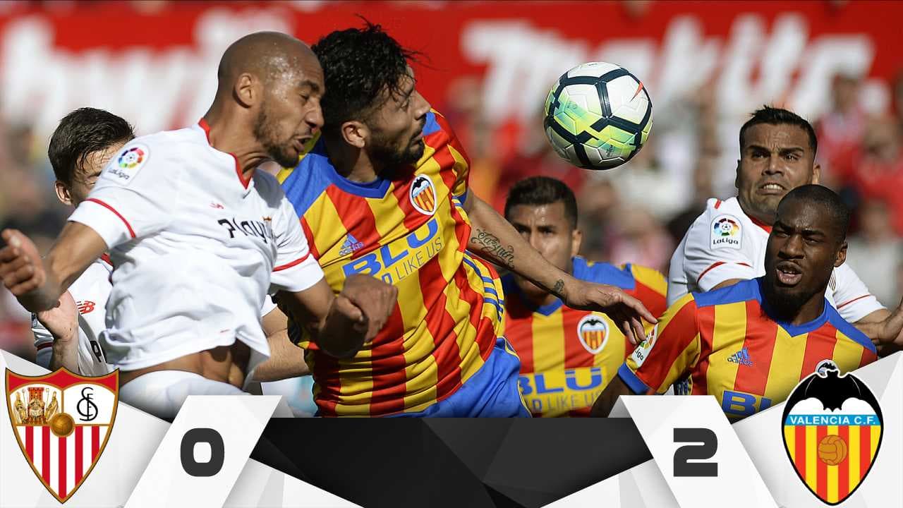 Con Layún los 90’, Sevilla cayó ante Valencia y ve cada vez más lejos la Champions 