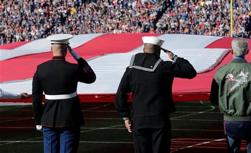 La NFL honró al Ejército de los Estados Unidos de América en la semana 9 de actividad en varios estadios, aquí las mejores imágenes.