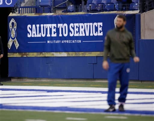 La NFL honró al Ejército de los Estados Unidos de América en la semana 9 de actividad en varios estadios, aquí las mejores imágenes.