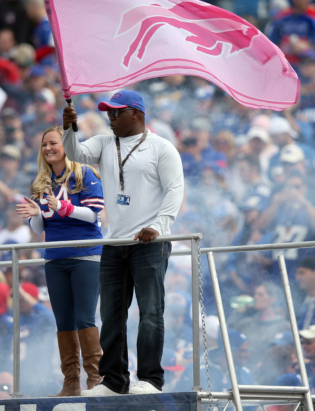 Empezó el mes de la concientización del cáncer de mama y la NFL se pintó de rosa en apoyo a tan noble causa. Checa las mejores imágenes.