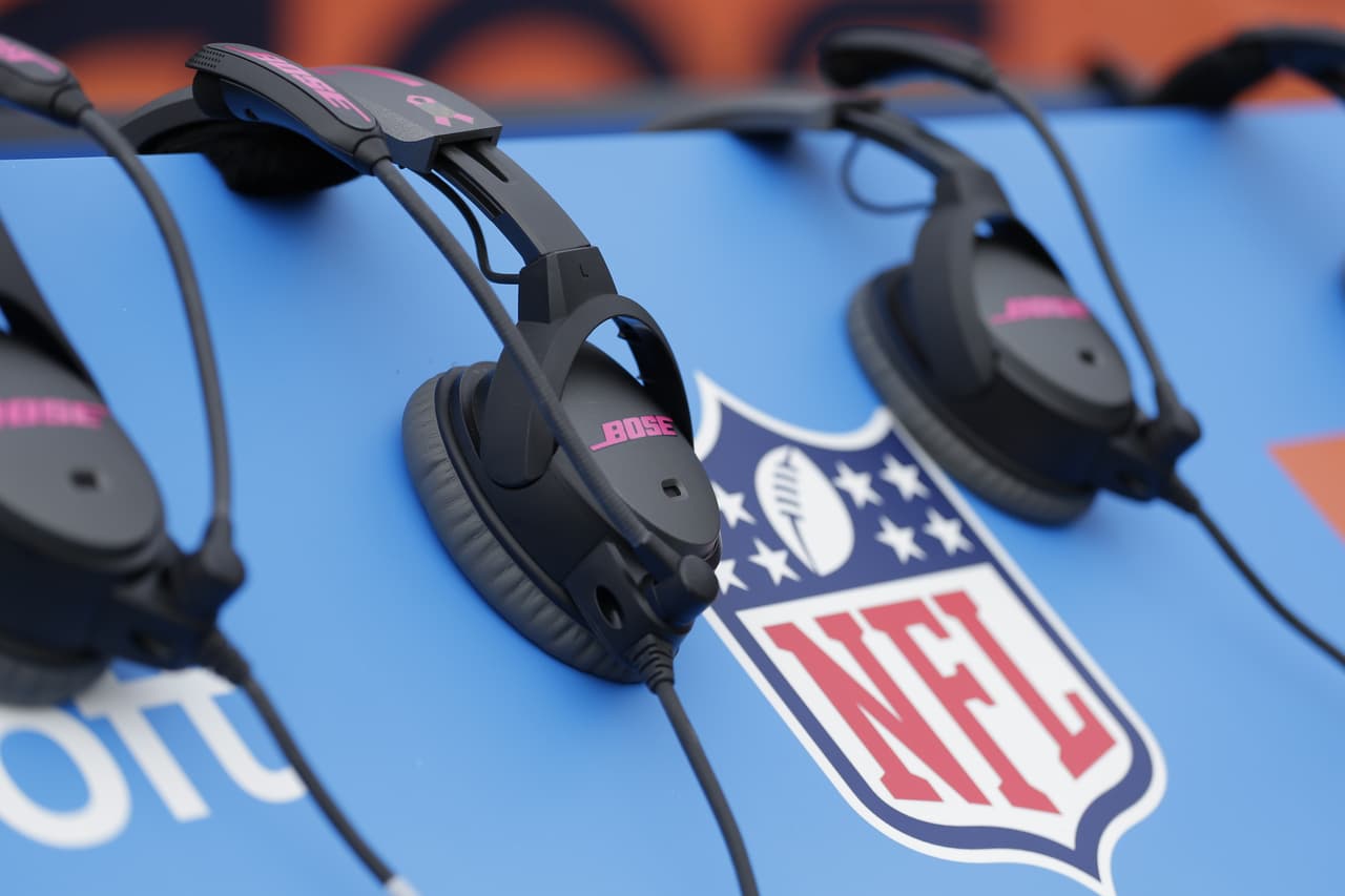 Empezó el mes de la concientización del cáncer de mama y la NFL se pintó de rosa en apoyo a tan noble causa. Checa las mejores imágenes.