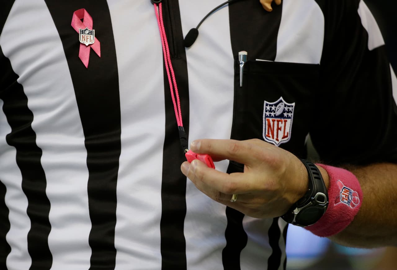 Empezó el mes de la concientización del cáncer de mama y la NFL se pintó de rosa en apoyo a tan noble causa. Checa las mejores imágenes.