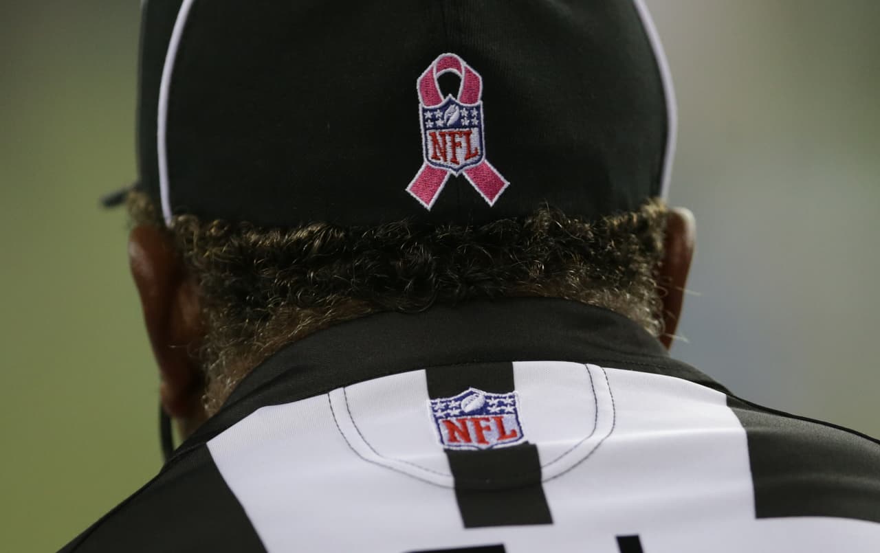 Empezó el mes de la concientización del cáncer de mama y la NFL se pintó de rosa en apoyo a tan noble causa. Checa las mejores imágenes.