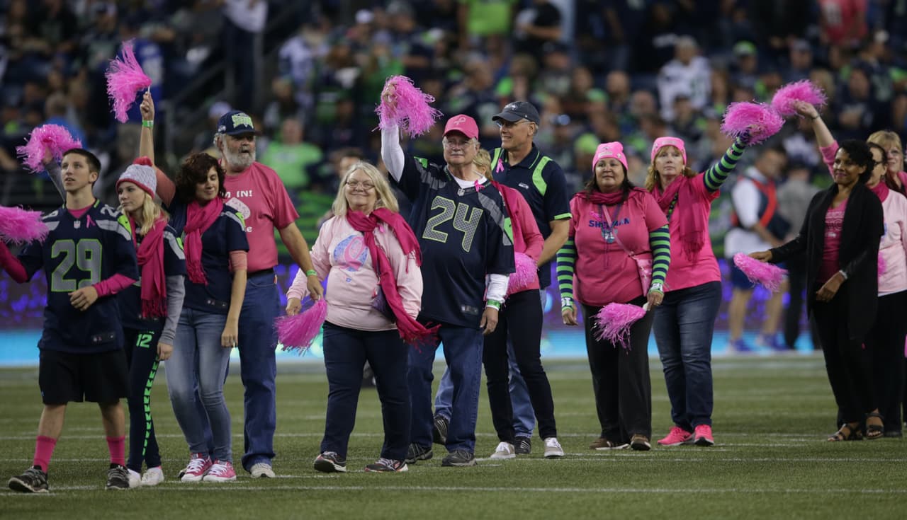 Empezó el mes de la concientización del cáncer de mama y la NFL se pintó de rosa en apoyo a tan noble causa. Checa las mejores imágenes.