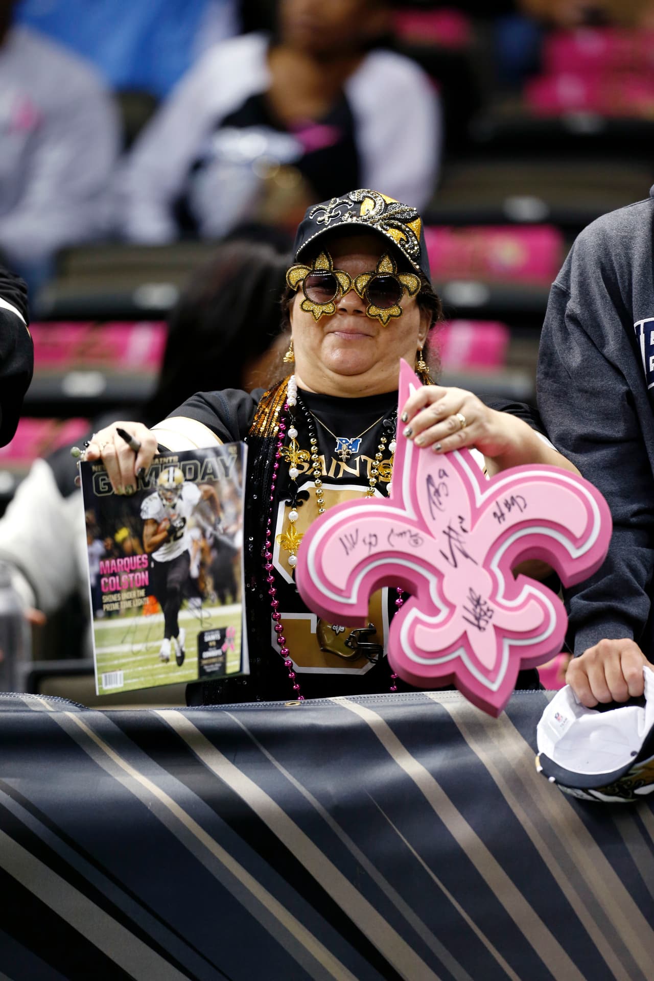 Empezó el mes de la concientización del cáncer de mama y la NFL se pintó de rosa en apoyo a tan noble causa. Checa las mejores imágenes.