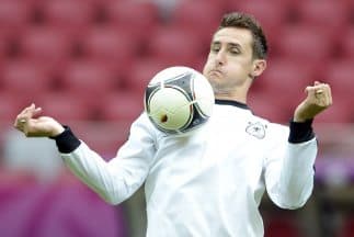 Miroslav Klose, máximo goleador en la historia de los Mundiales, se retira del fútbol