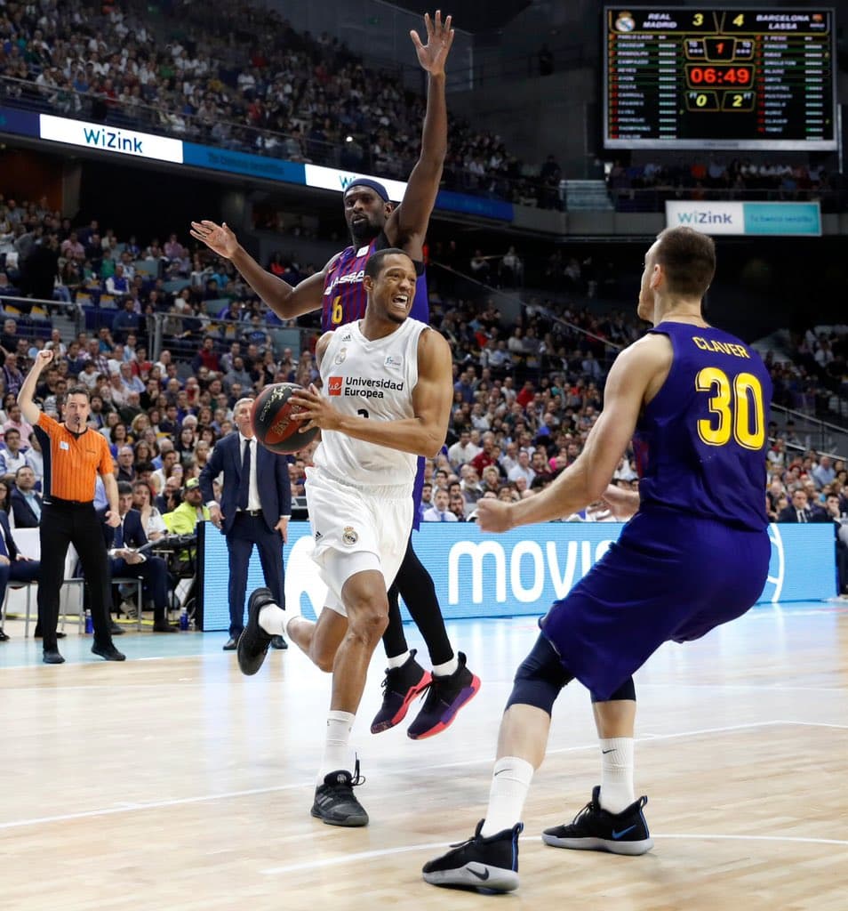 Barcelona dominó el juego ante los más de 12 mil espectadores que asistieron al juego en Madrid.