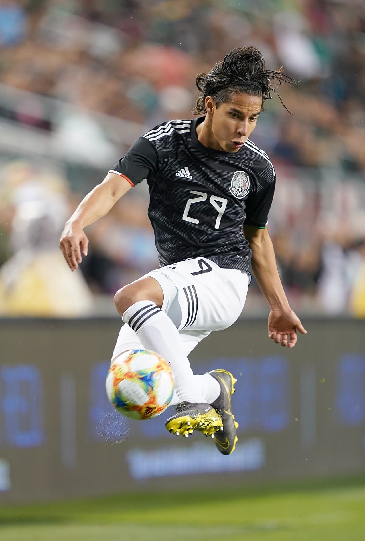 Lainez es uno de los grandes talentos de México y es considerado por Gerardo Martino.