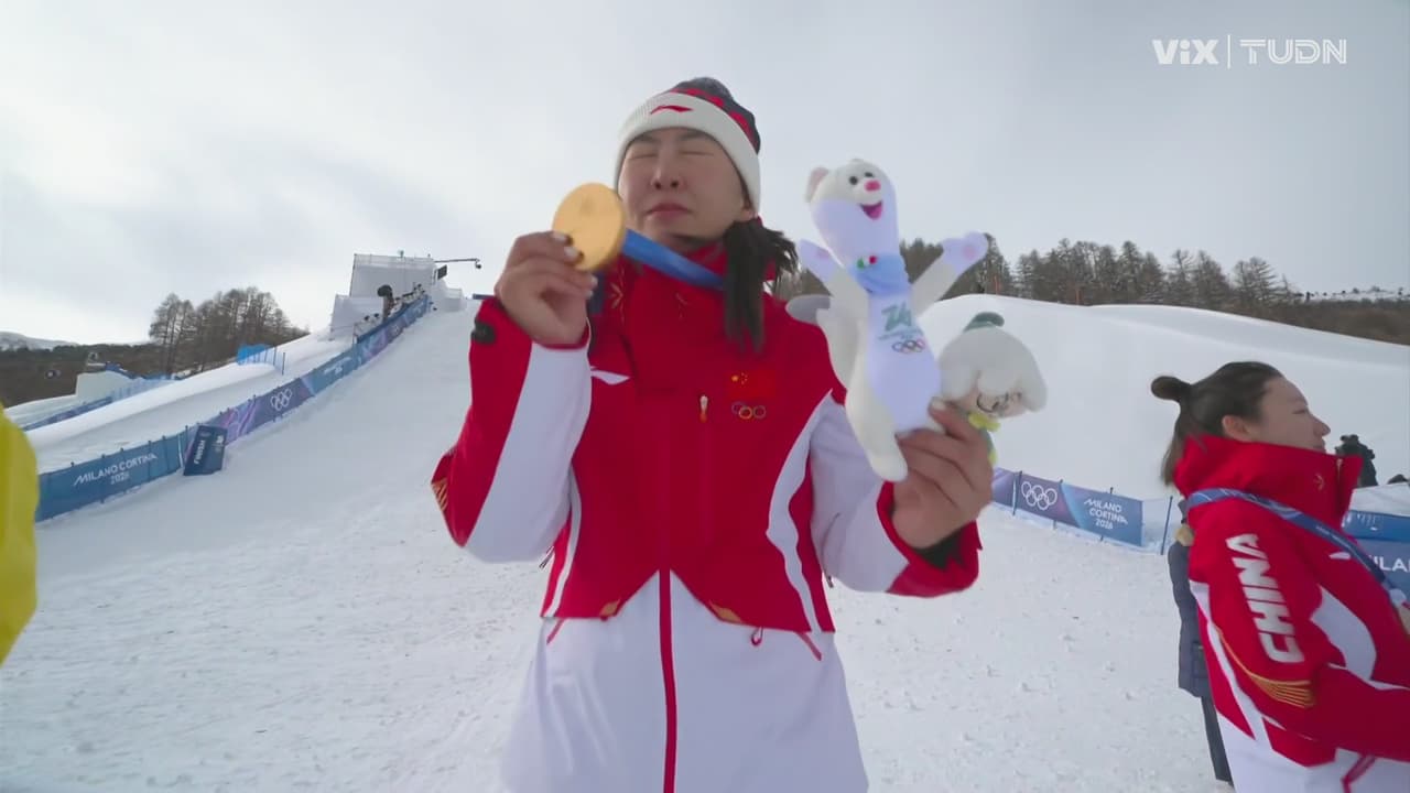 China casi logra pleno podio en el esquí acrobático