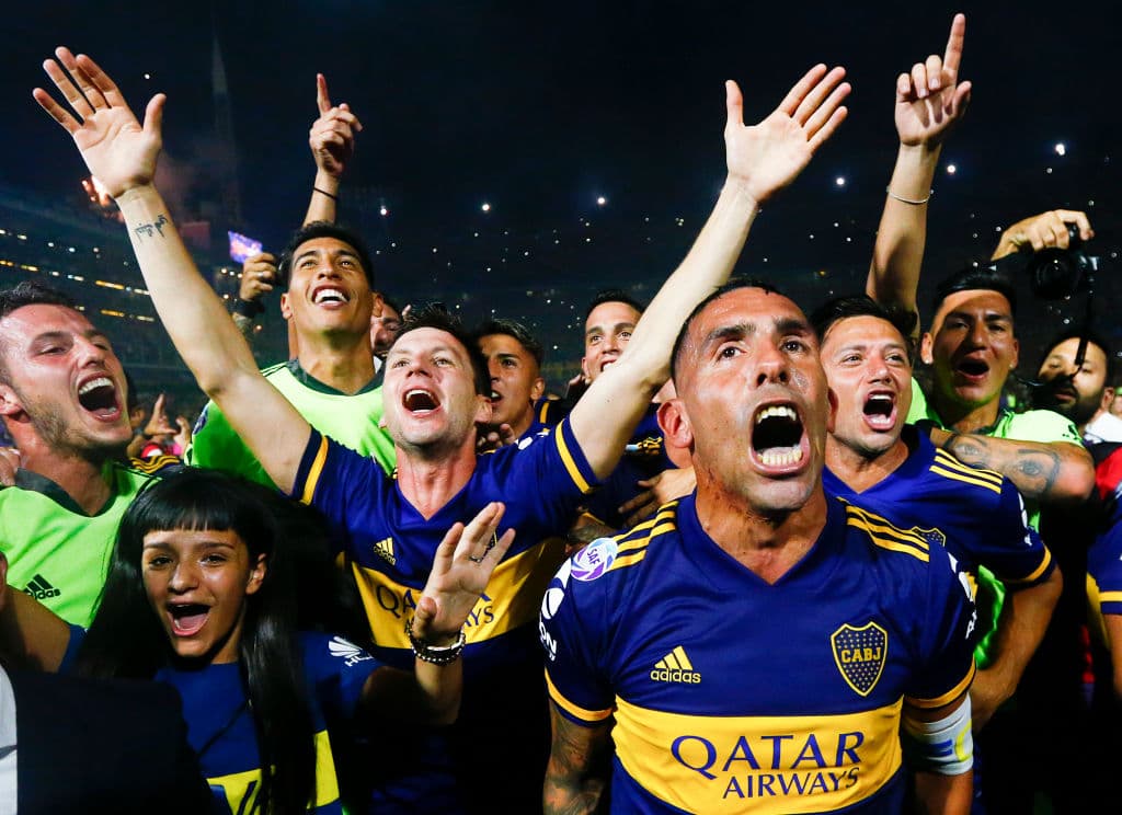 Mucha alegría, Boca está feliz, Boca está de fiesta.