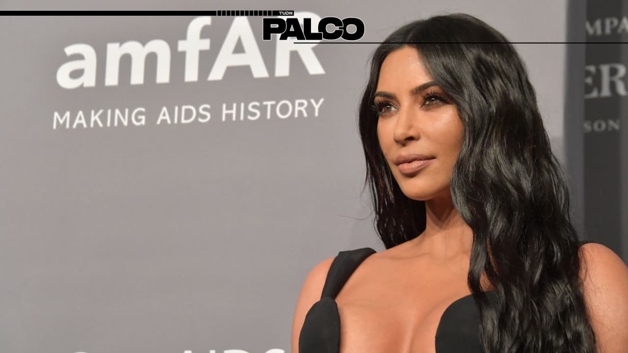 Así luce la ‘brillante’ sonrisa de Kim Kardashian | La celebridad estadounidense se unió a la tendencia de enchular su dentadura con ostentosos diamantes.
