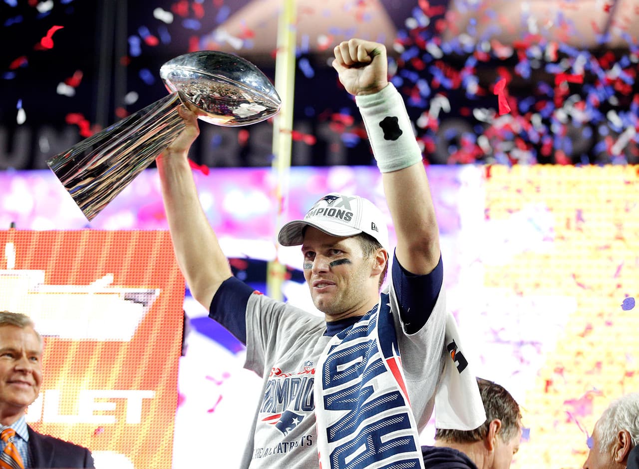 7.- Tom Brady - $6 millones de dólares.