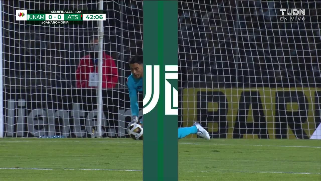 ¡GOL!  anota para Atlas. Julio Furch