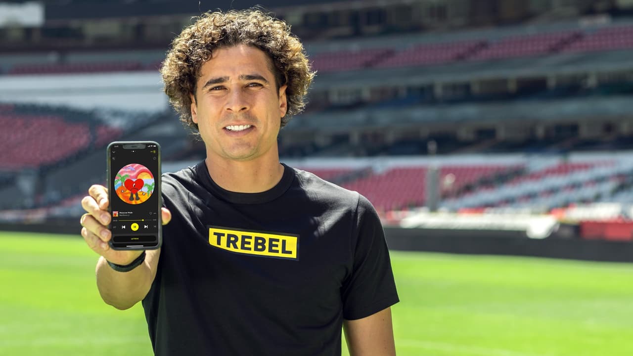 Guillermo Ochoa combina su pasión por el futbol como por la música tras convertirse en inversionista de TREBEL Music.