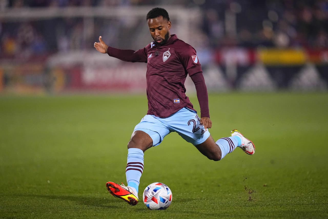 MEDIOCAMPISTA - Kellyn Acosta (Colorado Rapids)
<br>