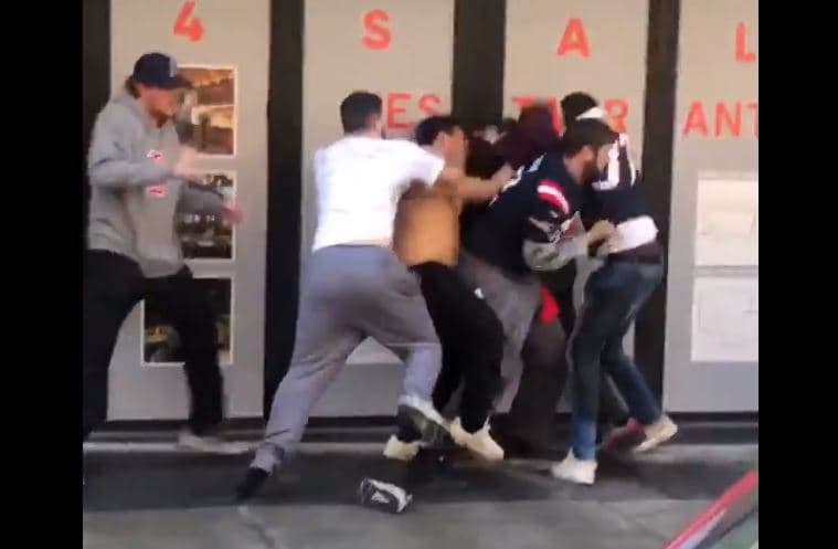 Brutal golpiza entre los fanáticos de los Patriots durante los festejos en Boston
