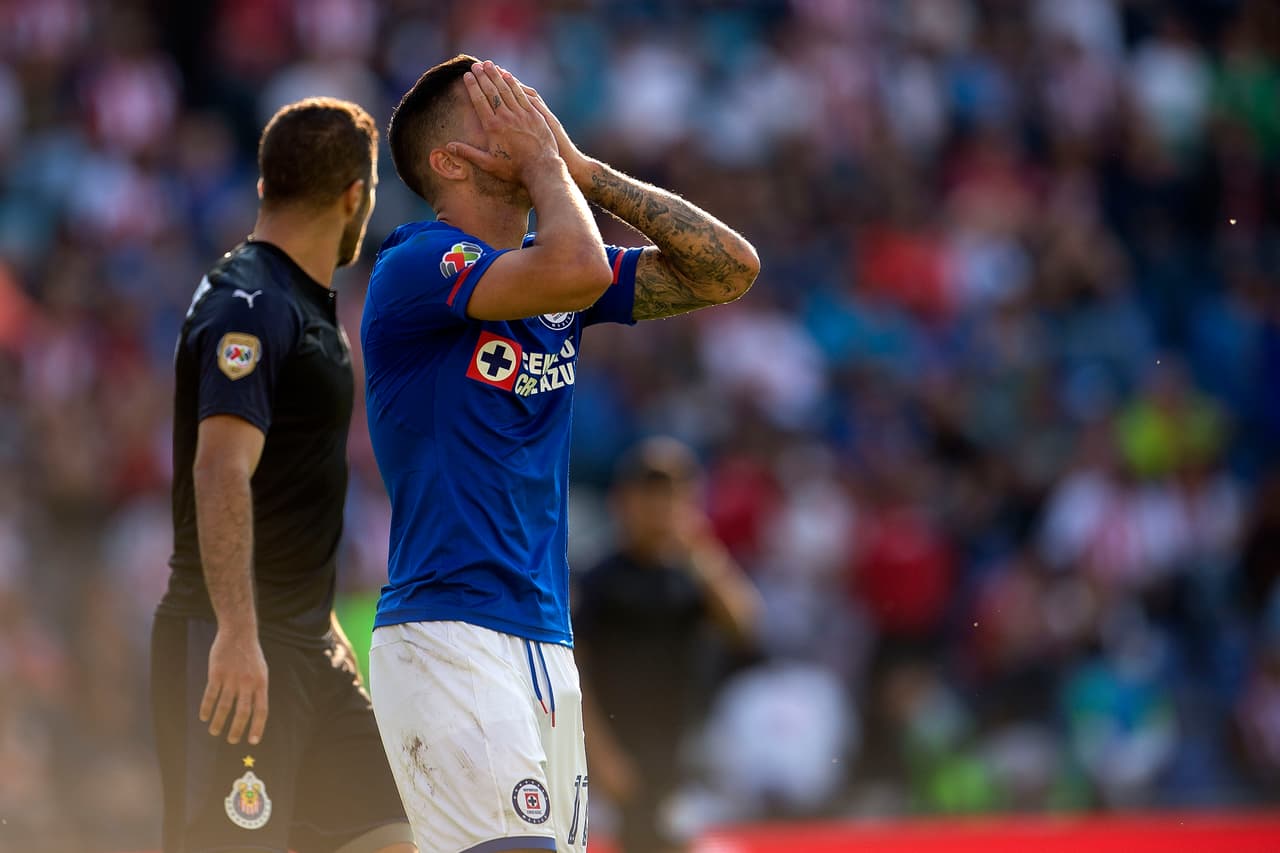 Tenía que pasar. Cruz Azul dejó ir la primera ventaja de la temporada ante el actual campeón del fútbol mexicano