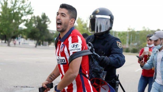 Jugadores del Atleti salieron a celebrar con sus aficionados