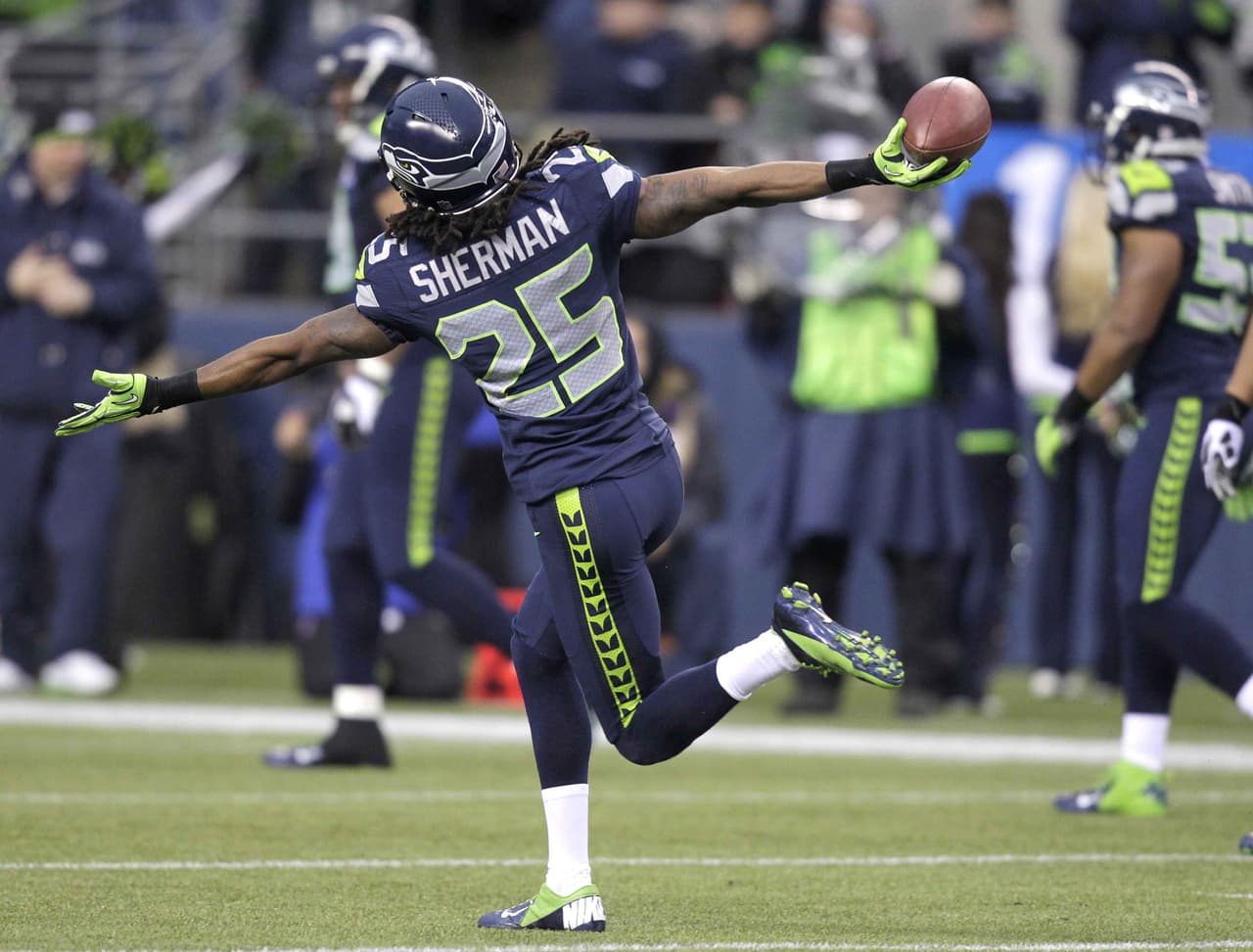 Jacksonville es el primer equipo desde los Seattle Seahawks en el 2012 (9 de diciembre) en anotar un touchdown por pase, uno por tierra, uno por regreso de balón suelto y otro por regreso de intercepción en un mismo cuarto.