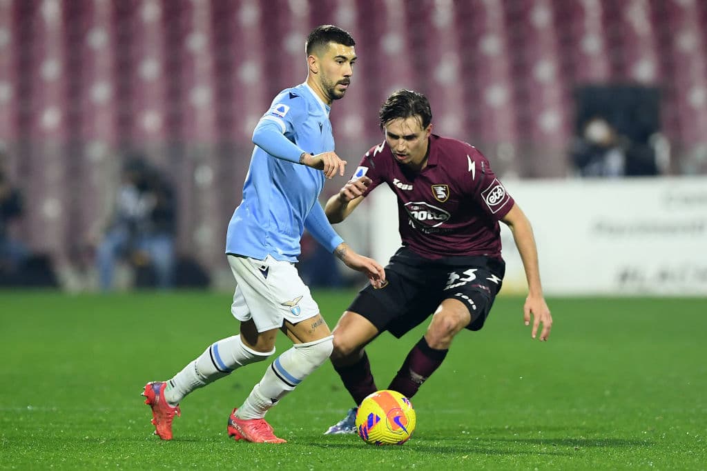 La Juve vence 2-0 al Udinese, la Lazio pasa poe encima del Salernitana 0-3 y Torino le pega 1-2 en su visita a la Sampdoria.