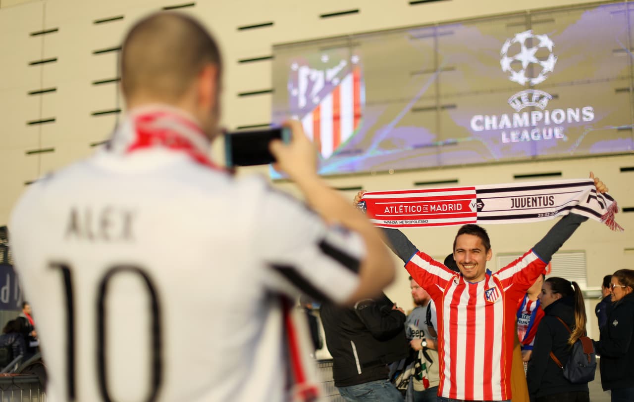 Los hinchas del Atlético de Madrid y de Juventus llegaron motivados al Wanda Metropolitano para vivir un duelo cerrado en el juego de ida de los Octavos de final de la Champions League.