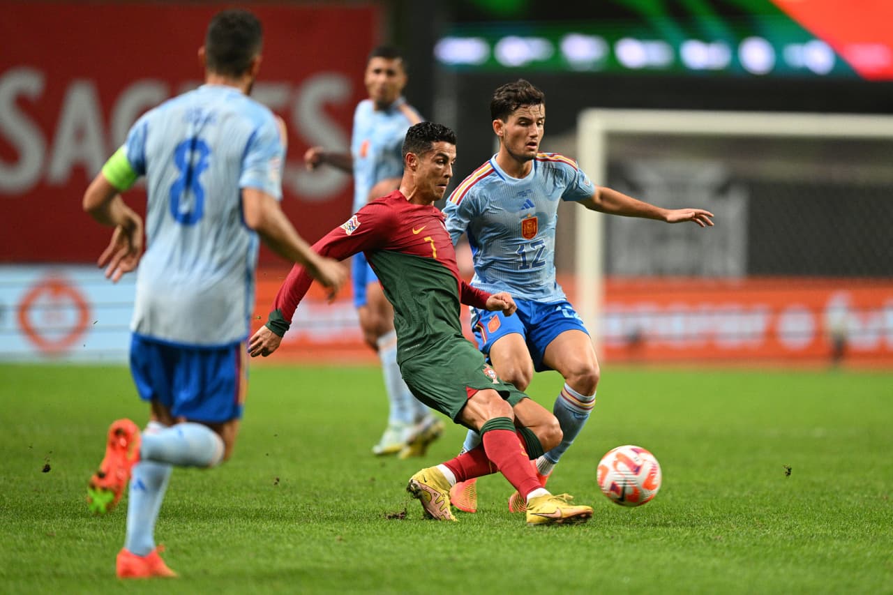 El partido fue ríspido de principio a fin.