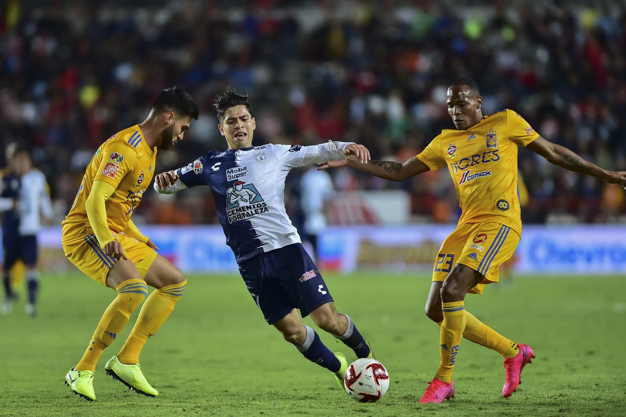 Pachuca consuma su primer triunfo del Clausura 2020 ante unos Tigres sin fondo ni forma.