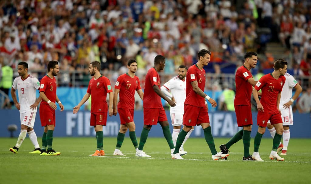Portugal no deja buenas sensaciones tras la primera fase. La victoria apretada ante Marruecos y el empate polémico ante Irán deja dudas en la oncena lusa, que por ahora celebra estar en octavos.