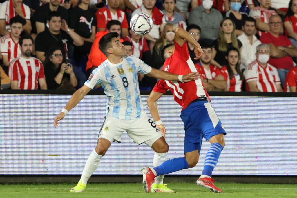 Argentina no logra batir las redes paraguayas y se conforman con el empate 0-0.