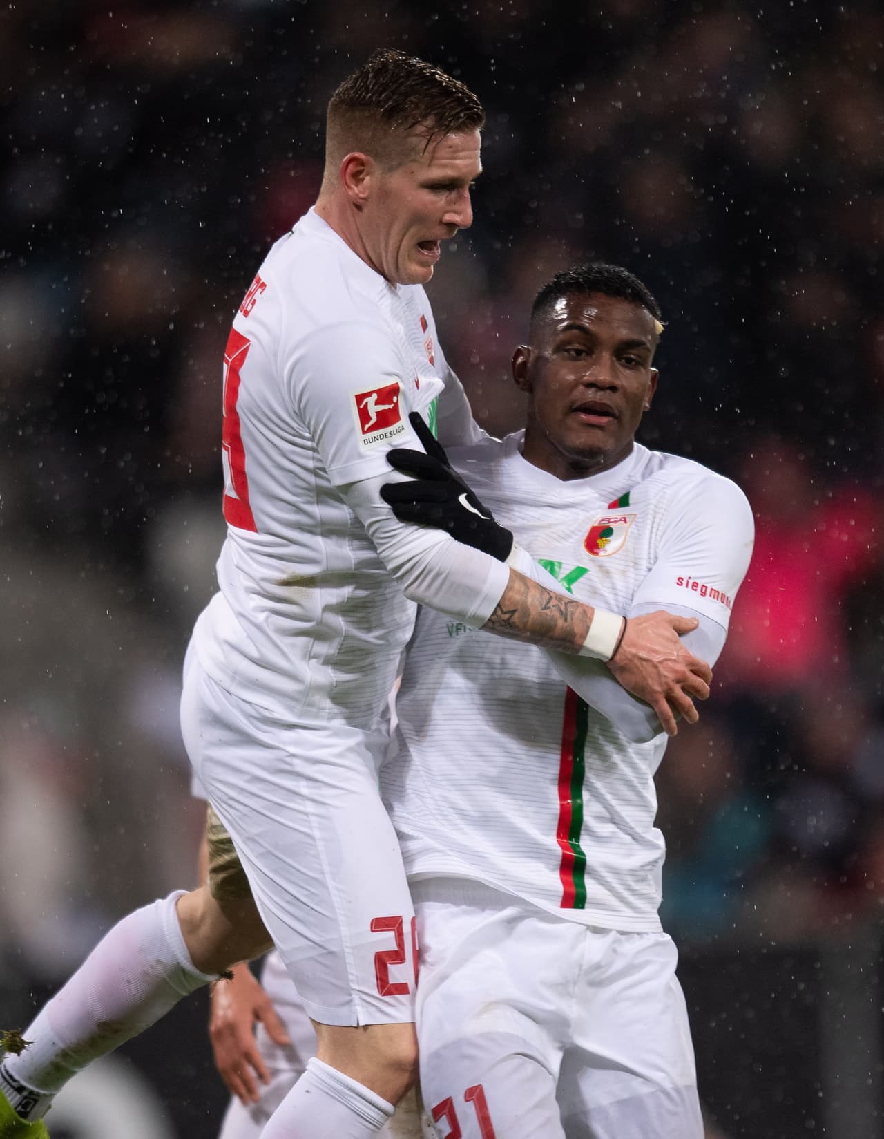 Le daba vuelta el local ante un Wolfsburgo que se vio sorprendido por el cambio de actitud de su rival.