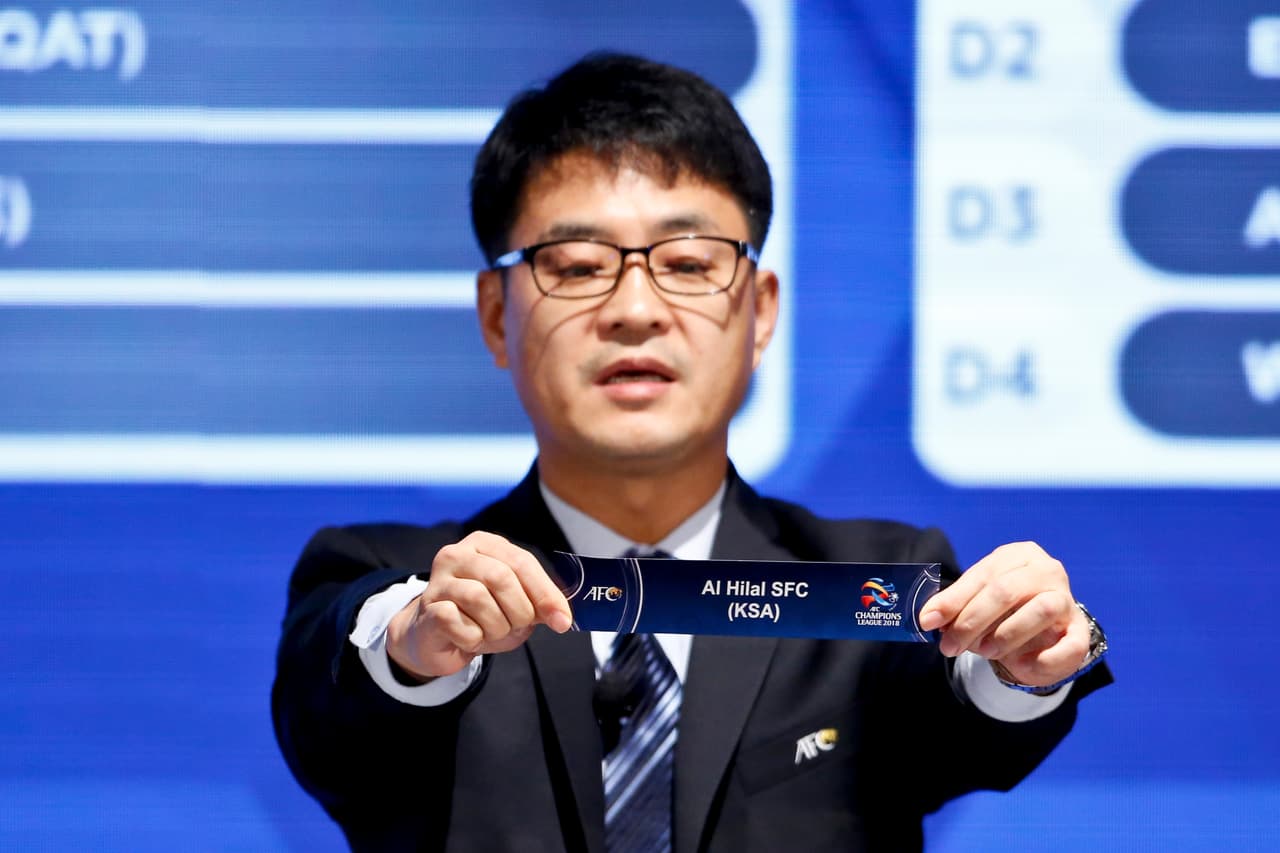 Al Hilal es uno de los equipos grandes en Arabia Saudita, que incluso estará participando en la Liga de Campeones Asiática para 2018. Su popularidad llega a todo el país.