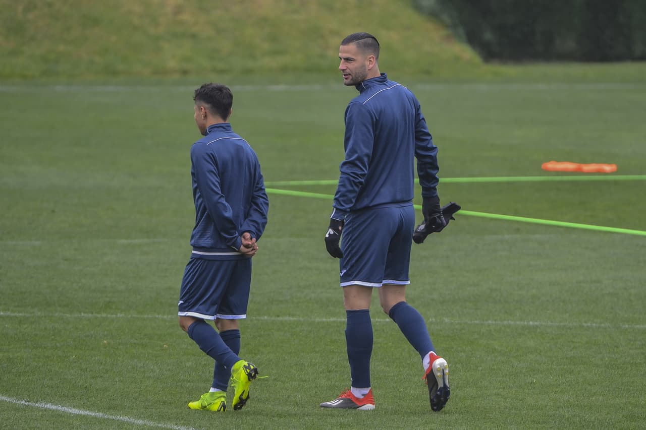 Cruz Azul, encabezado por el técnico Pedro Caixinha, vive un momento de reflexión luego de apenas sumar un punto de 6 posibles en el Clausura 2019. Por eso, el trabajo duro y la unidad son constante ahora.