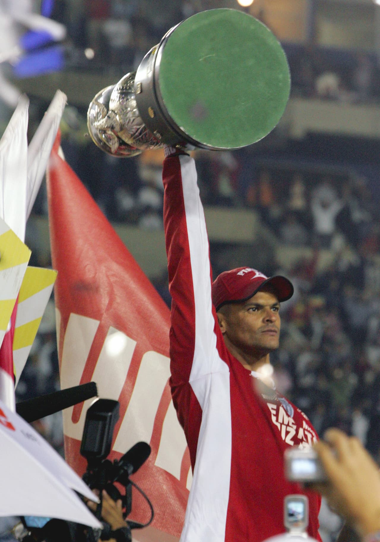 La última Liga de México que logró Miguel Calero fue ese mismo año, 2007, tras superar al América en la final. Un ídolo se consolidaba en la historia de los 'Tuzos'.